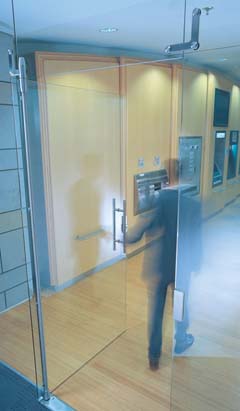 Manet Schiebetürbeschlag